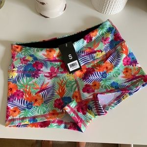 Unbroken designs shorts